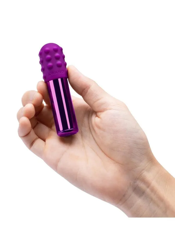 Le Wand Le Wand Bullet Rechargeable Vibrator with Textured Silicone Sleeve and Ring Female Sex Toys Le Wand Le Wand Bullet Rechargeable Vibrator with Textured Silicone Sleeve and Ring Female Sex Toys
